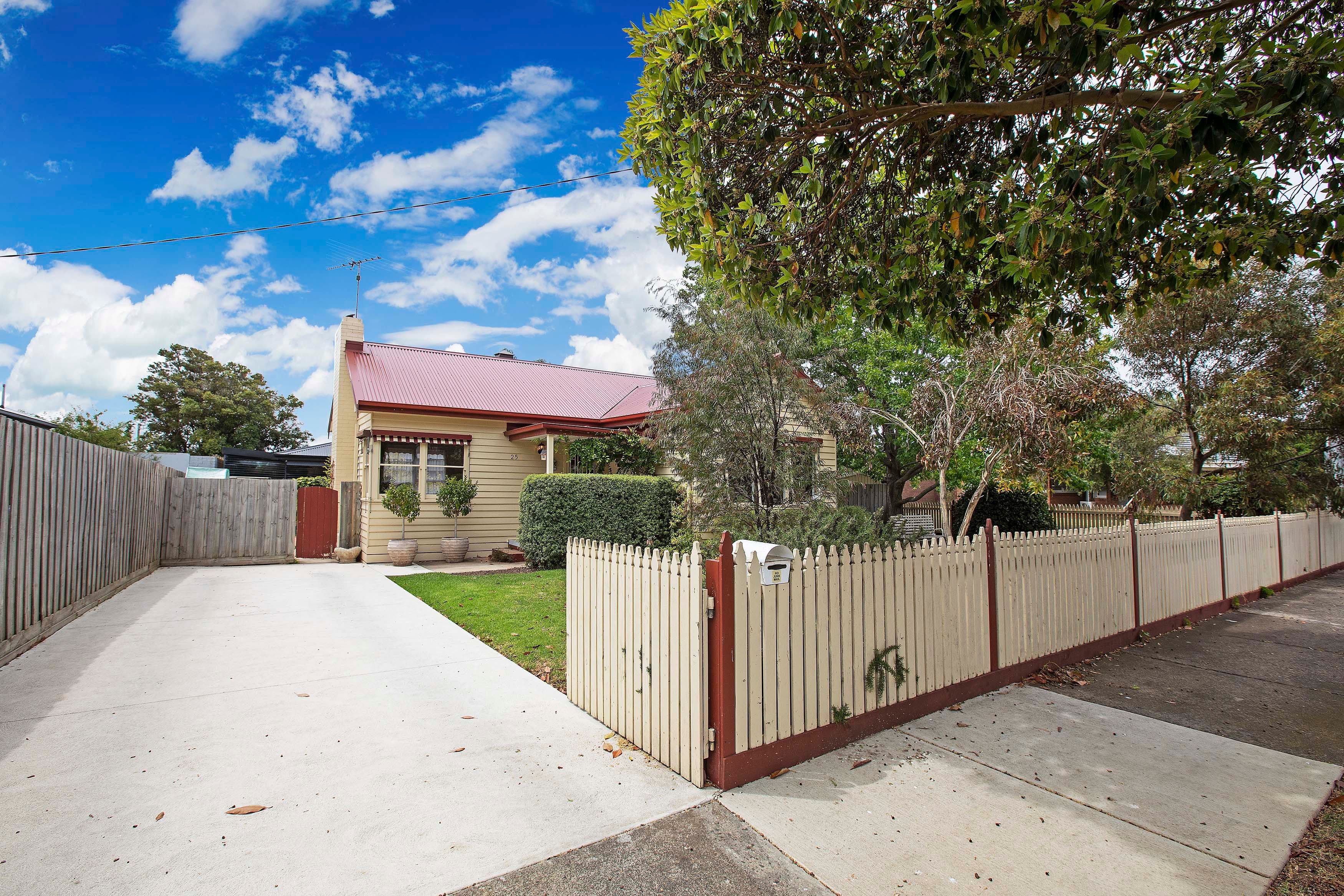 25 Fairview Street, Belmont VIC 3216, Belmont - Image 1