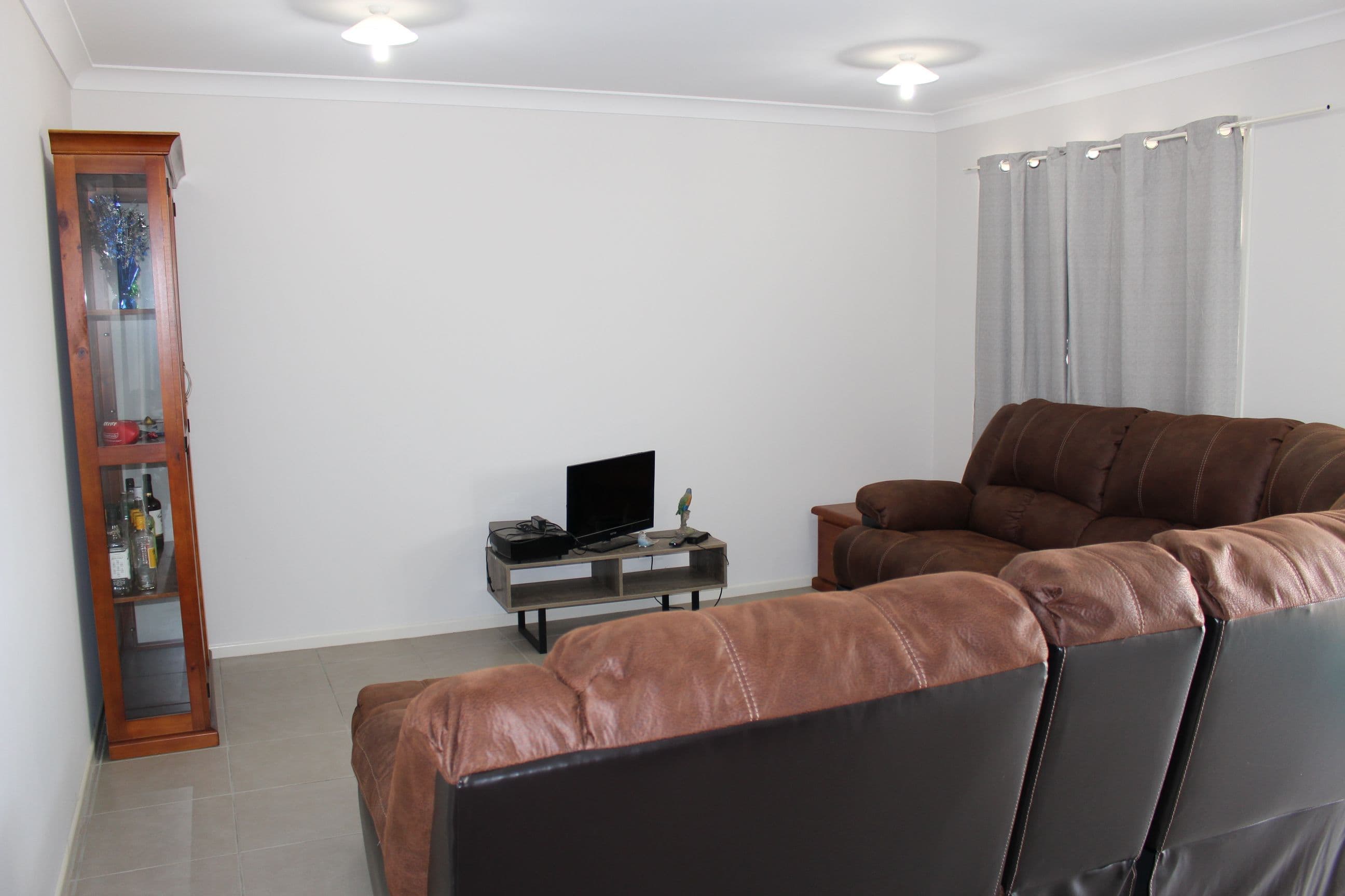 12 Varley Street, Lowood QLD 4311, Lowood - Thumbnail 4