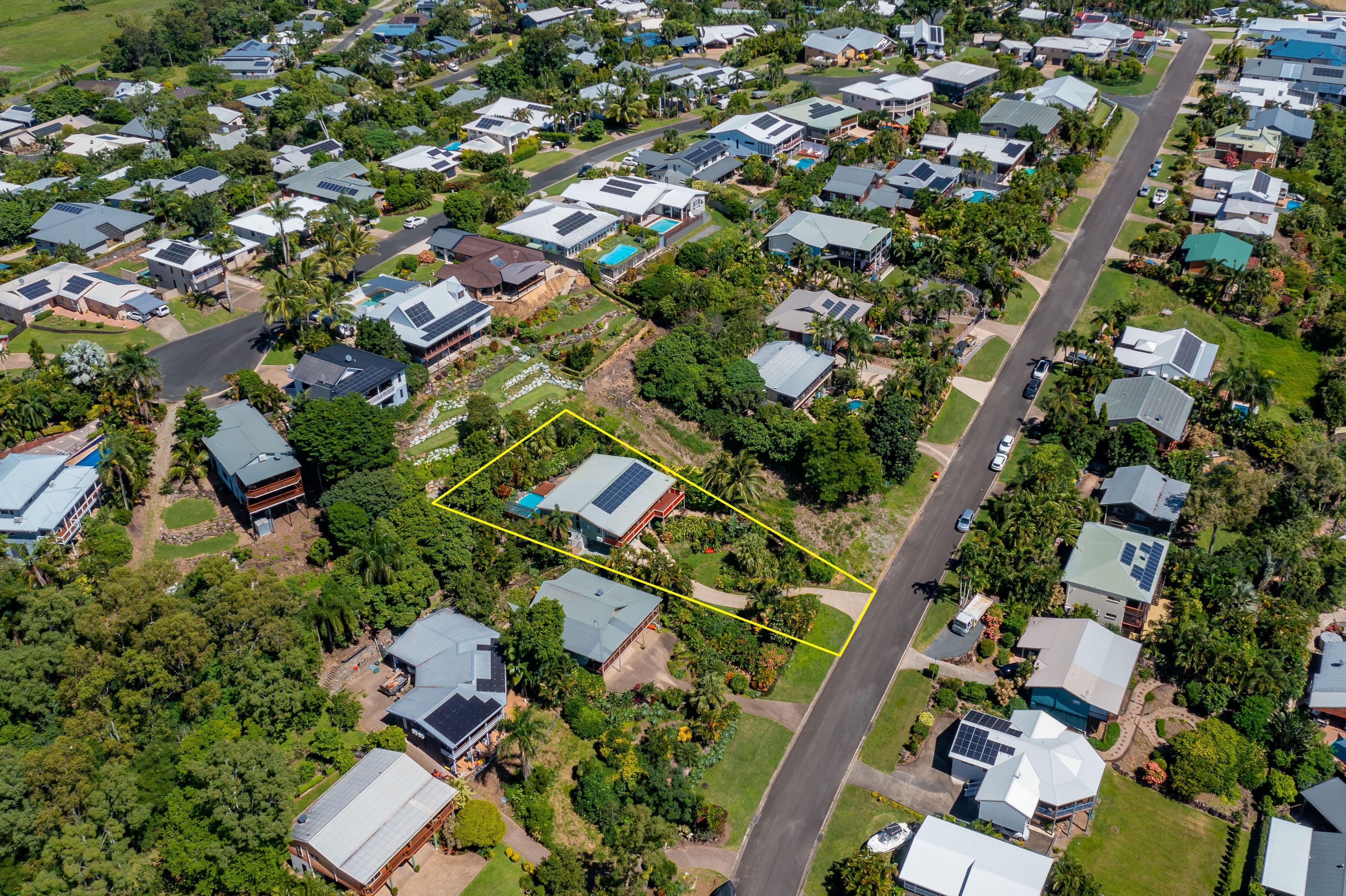 11 Country Road, Cannonvale QLD 4802, Cannonvale - Thumbnail 5