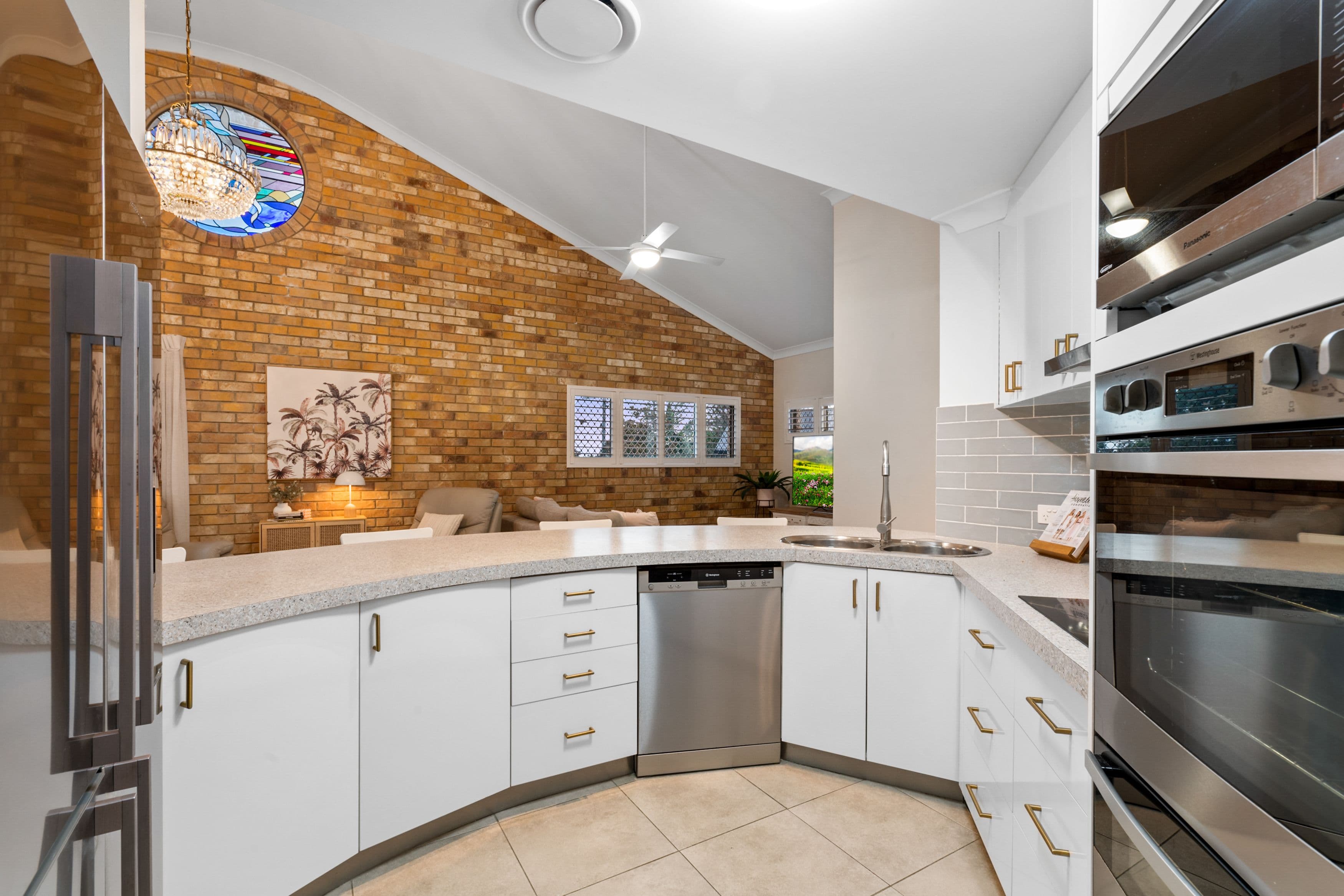1 Caroline Street, Woody Point QLD 4019, Woody Point - Thumbnail 8