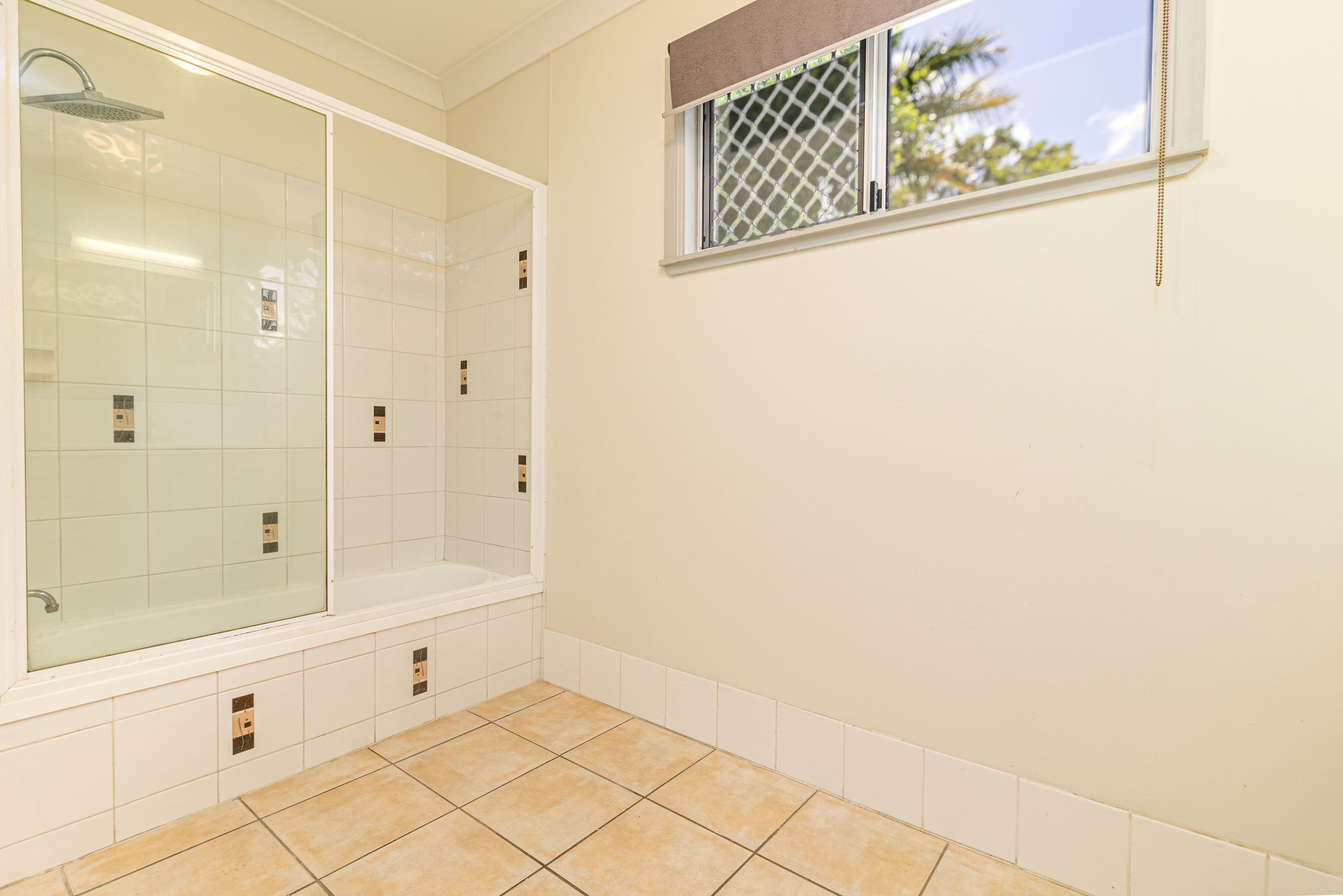 48a Queens Road, Hermit Park QLD 4812, Hermit Park - Thumbnail 7