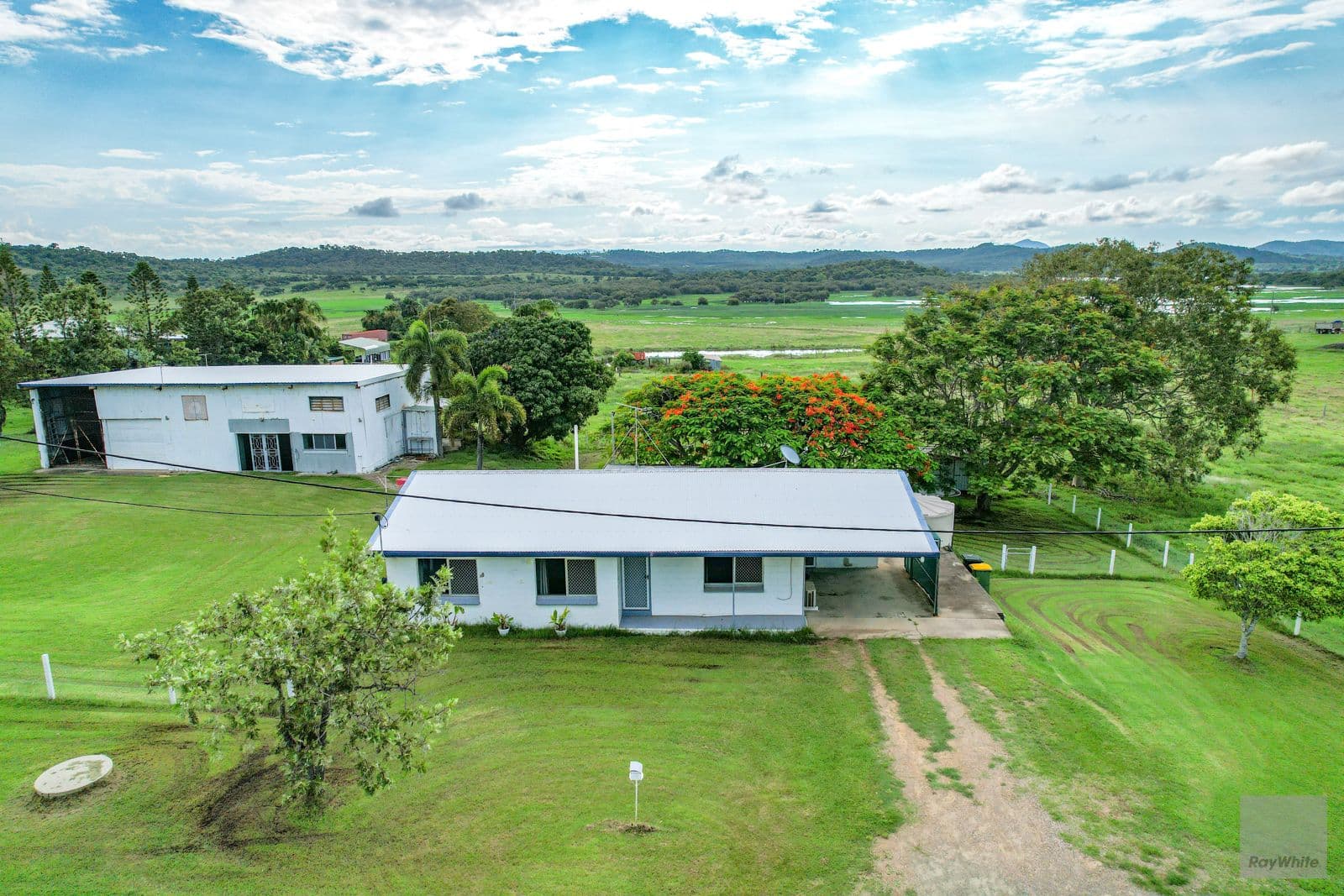 48 Nelson Street, Emu Park QLD 4710, Emu Park - Thumbnail 2