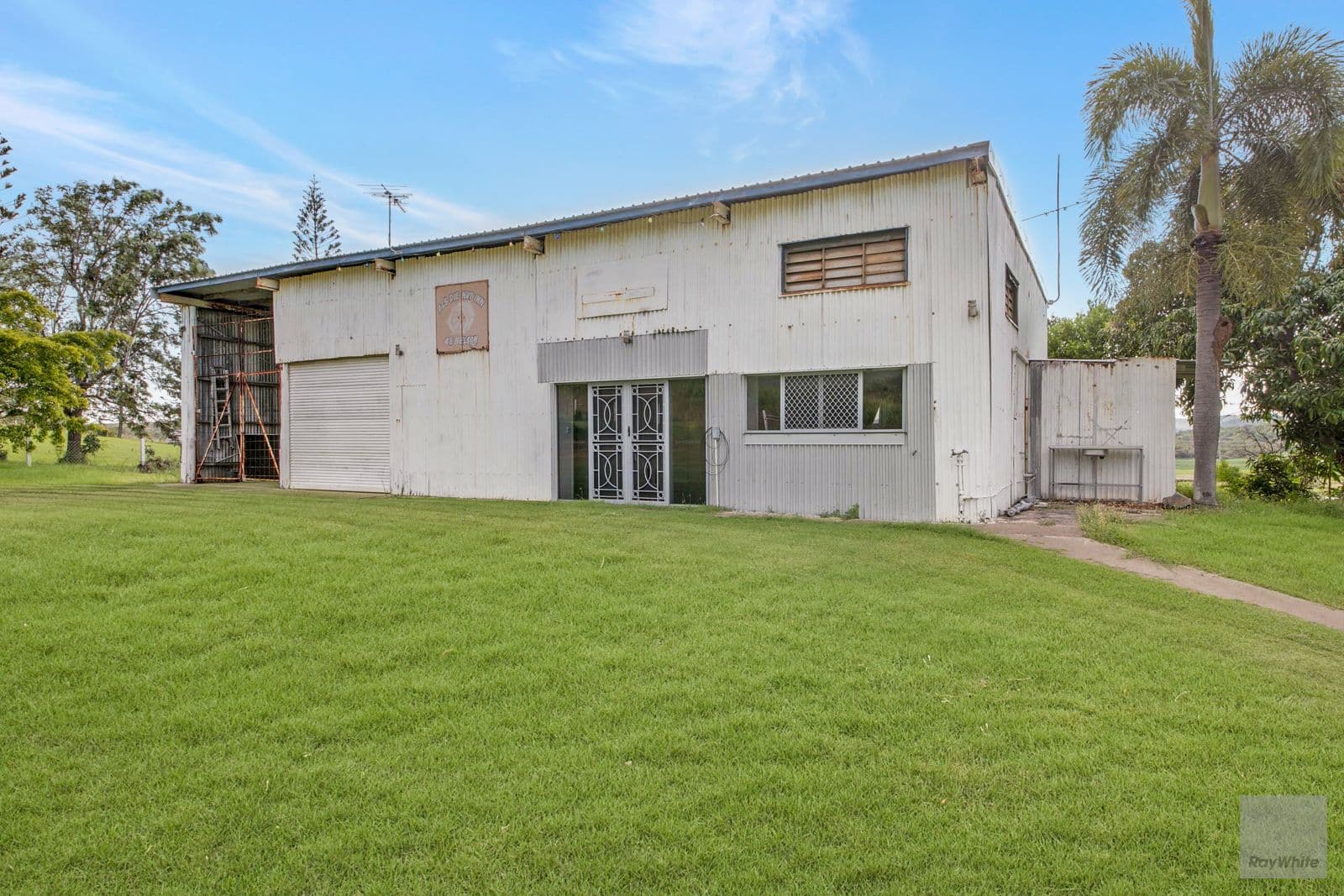 48 Nelson Street, Emu Park QLD 4710, Emu Park - Thumbnail 5