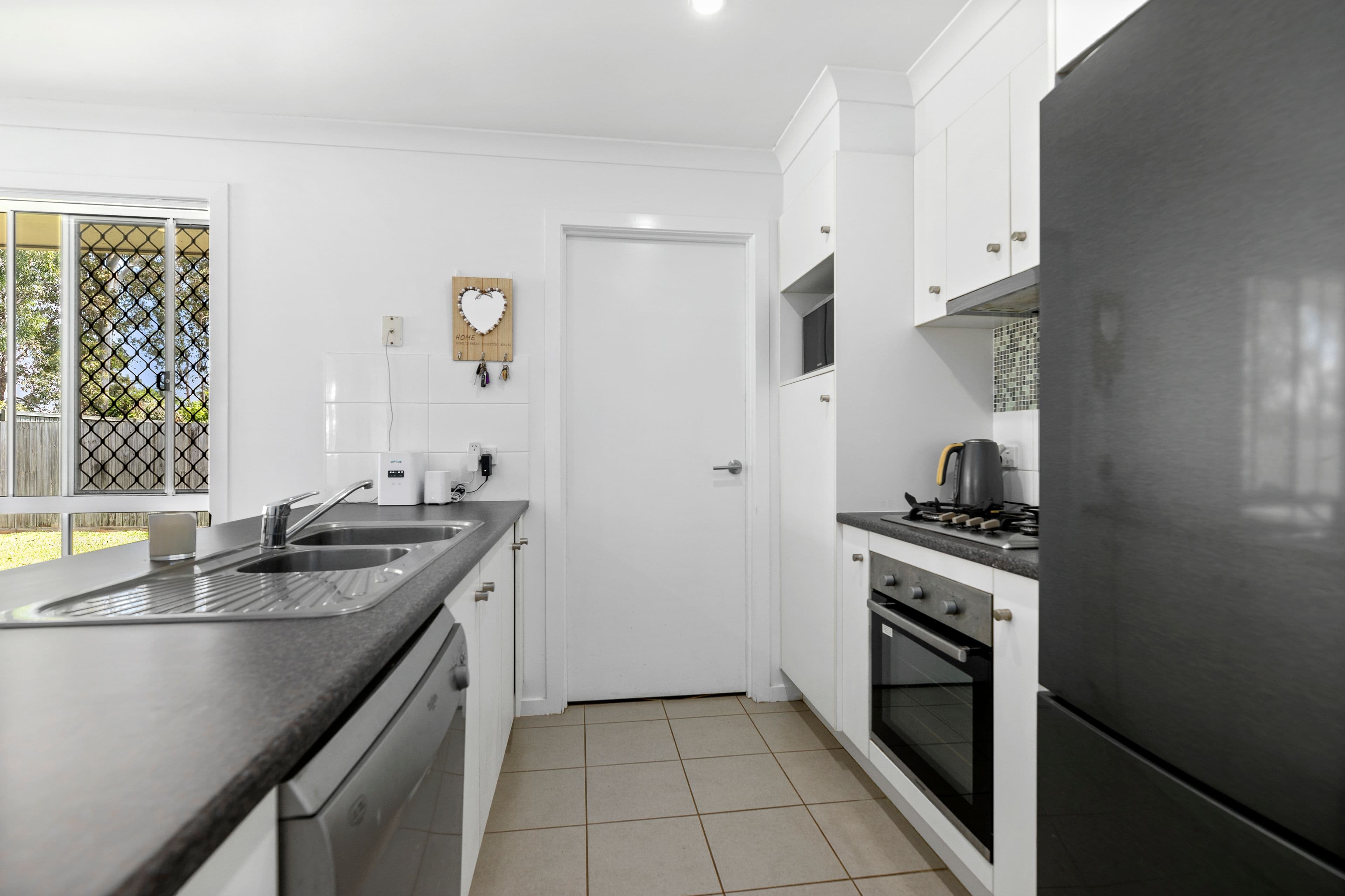 4 Anissa Court, Bellmere QLD 4510, Bellmere - Thumbnail 2