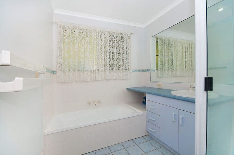 112 Eaglemount Road, BEACONSFIELD QLD 4740, Beaconsfield - Thumbnail 5