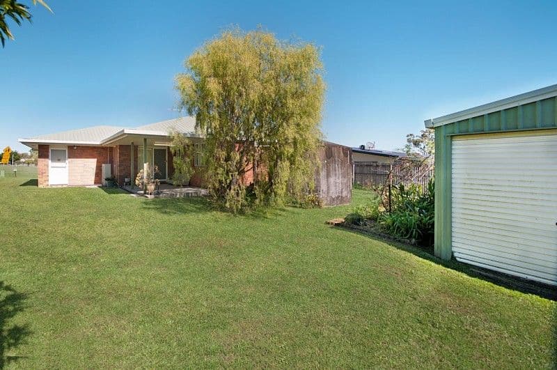 112 Eaglemount Road, BEACONSFIELD QLD 4740, Beaconsfield - Thumbnail 8