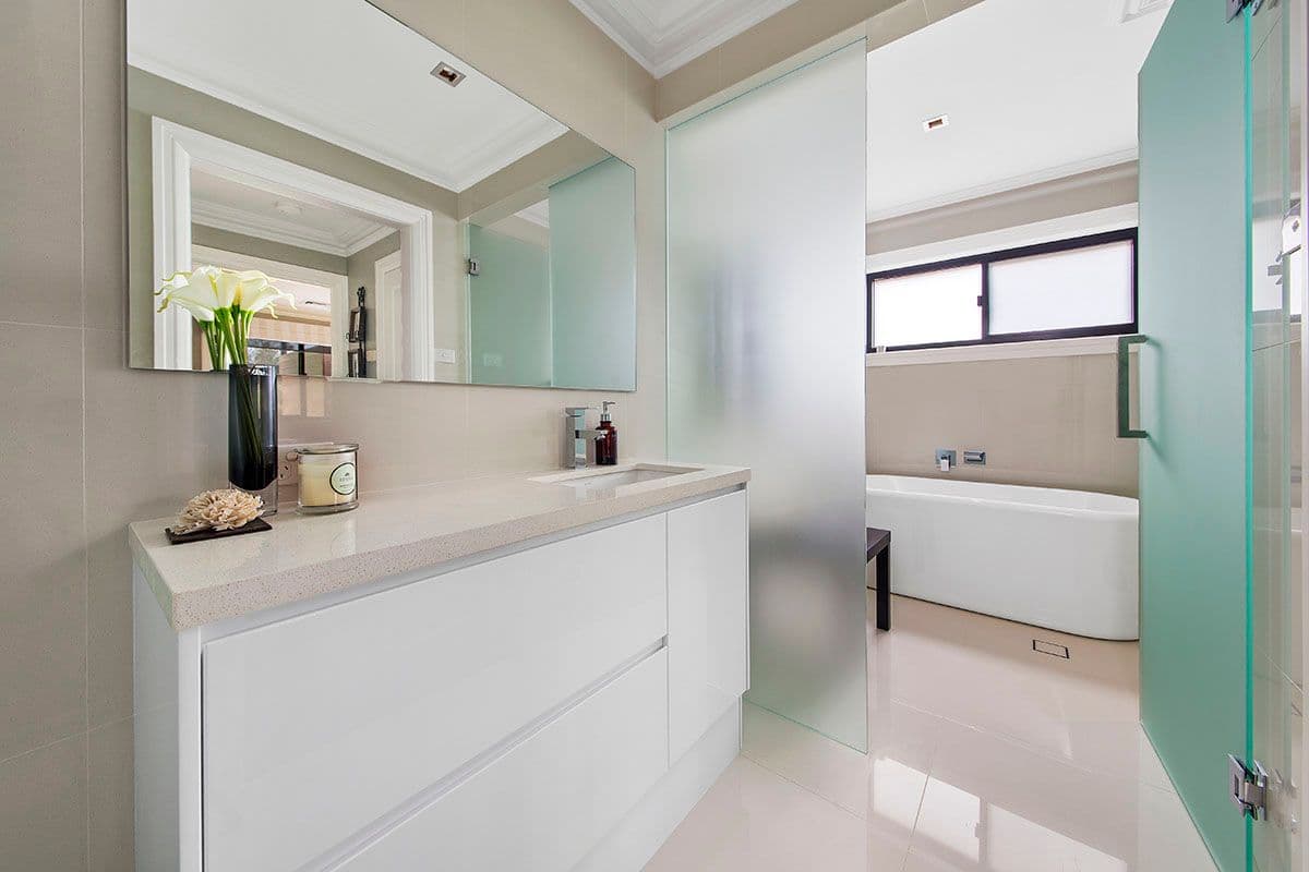 39 Jervis Drive, Illawong NSW 2234, Illawong - Thumbnail 5