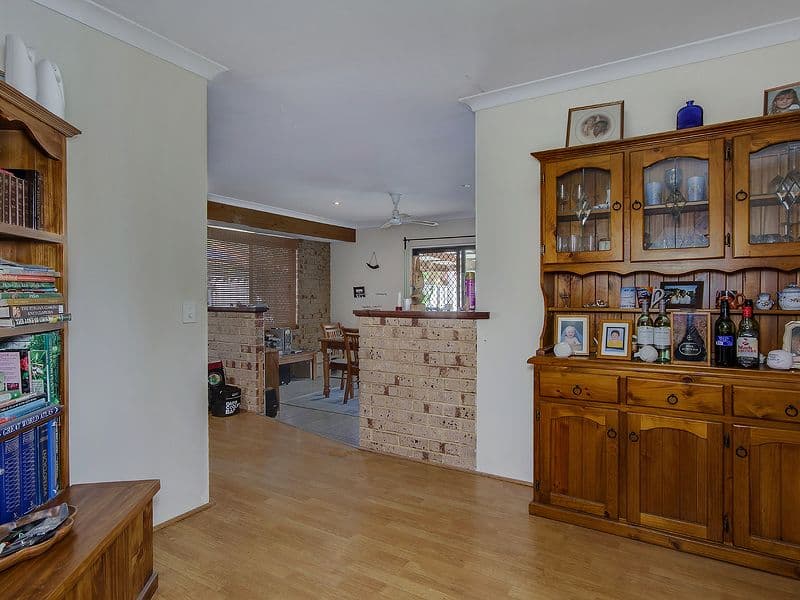 16 Meadow Court, COOLOONGUP WA 6168, Cooloongup - Thumbnail 8
