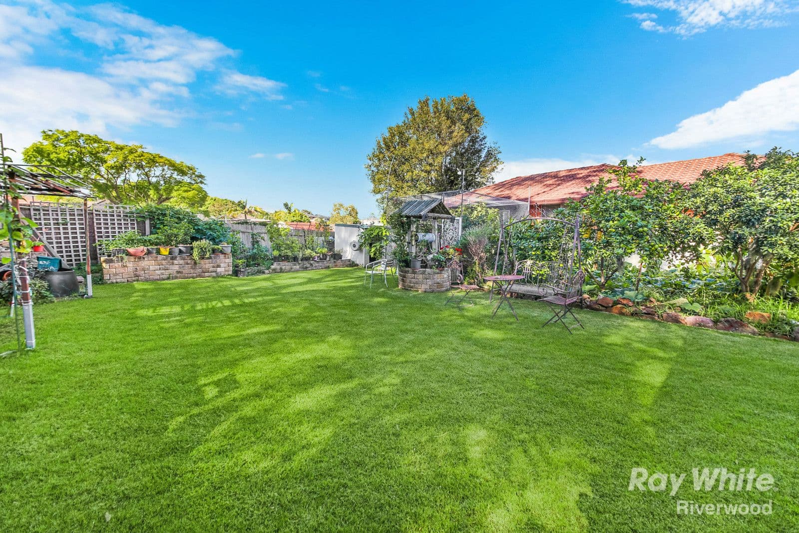 16 Christian Road, Punchbowl - Thumbnail 2