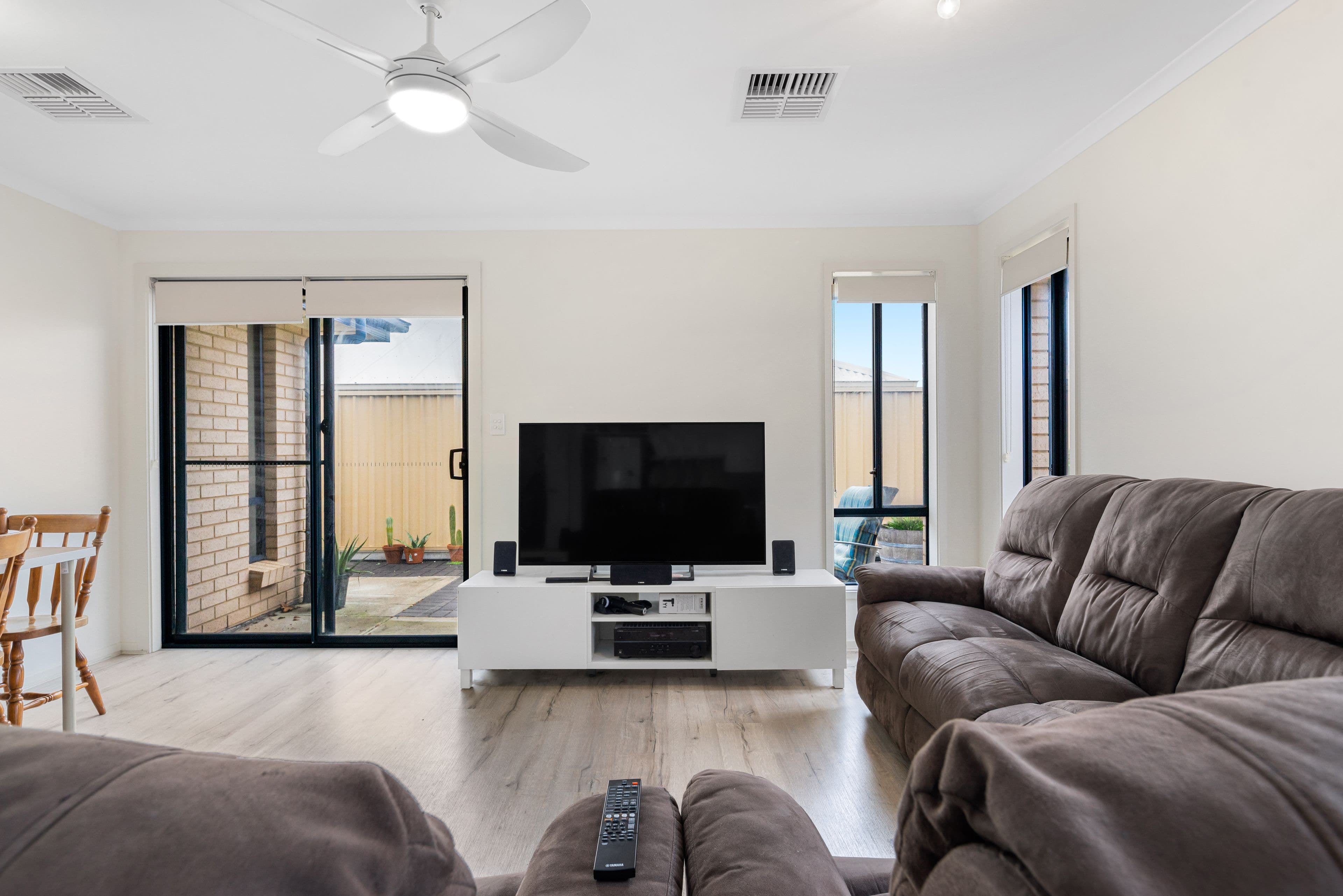 13 Durham Street, Seaford Meadows SA 5169, Seaford Meadows - Thumbnail 2