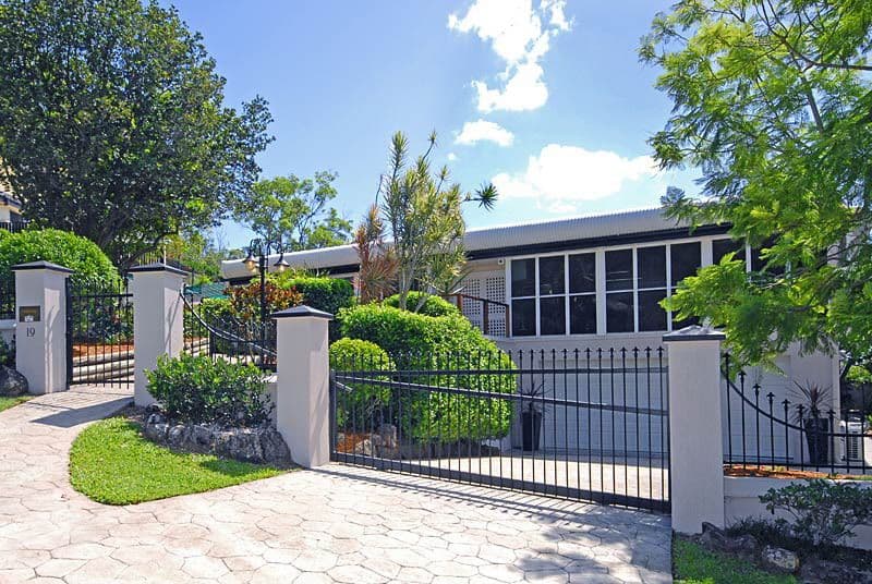 19 Dellwood Street, NATHAN QLD 4111, Nathan - Image 1