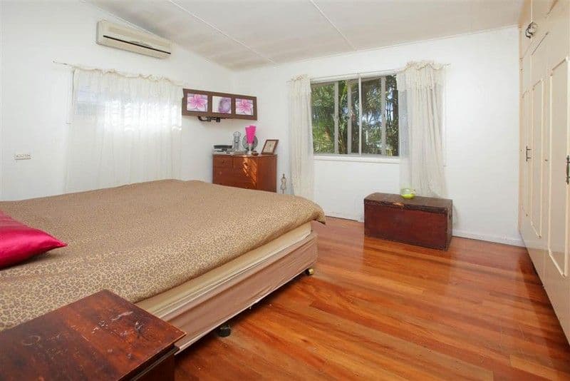 32 Hector Road, HOLLAND PARK QLD 4121, Holland Park - Thumbnail 6