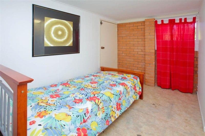32 Hector Road, HOLLAND PARK QLD 4121, Holland Park - Thumbnail 8