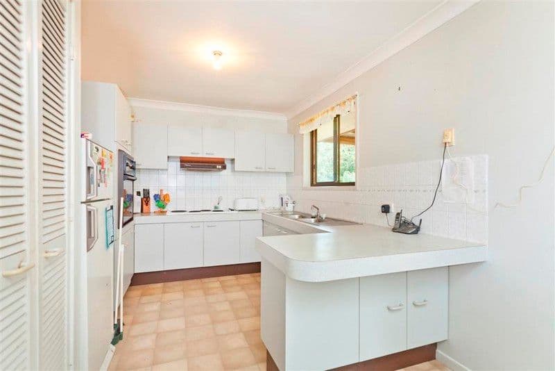 30  Elmhurst Street, CAPALABA QLD 4157, Capalaba - Thumbnail 3