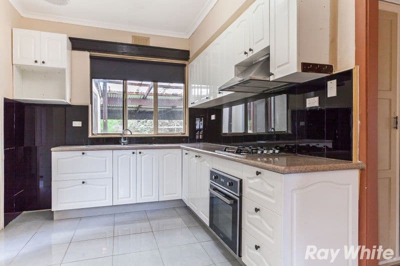 3 Gwenda Street, Dandenong VIC 3175, Dandenong - Thumbnail 3