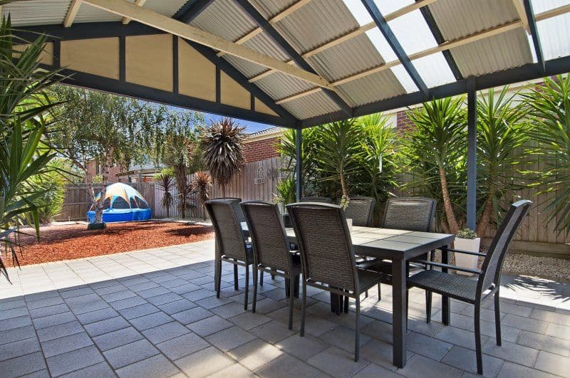 16 Clifton Park Drive, CARRUM DOWNS VIC 3201, Carrum Downs - Thumbnail 3