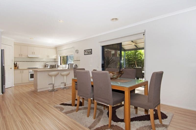 16 Clifton Park Drive, CARRUM DOWNS VIC 3201, Carrum Downs - Thumbnail 5