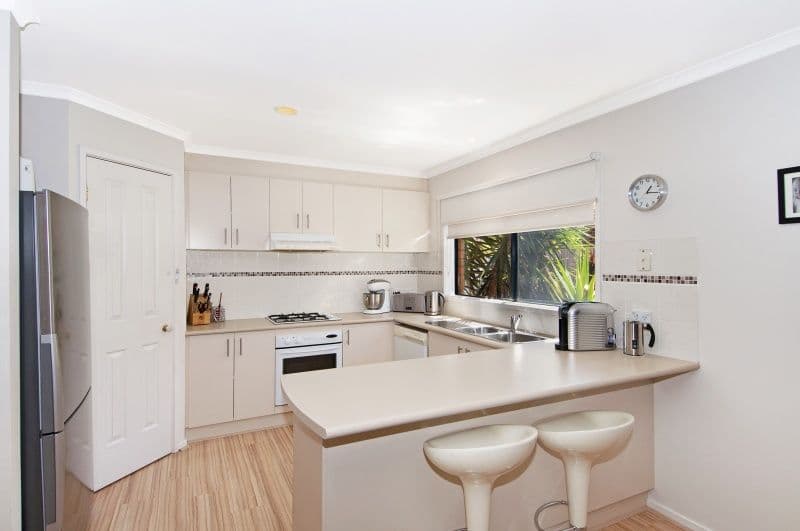 16 Clifton Park Drive, CARRUM DOWNS VIC 3201, Carrum Downs - Thumbnail 6