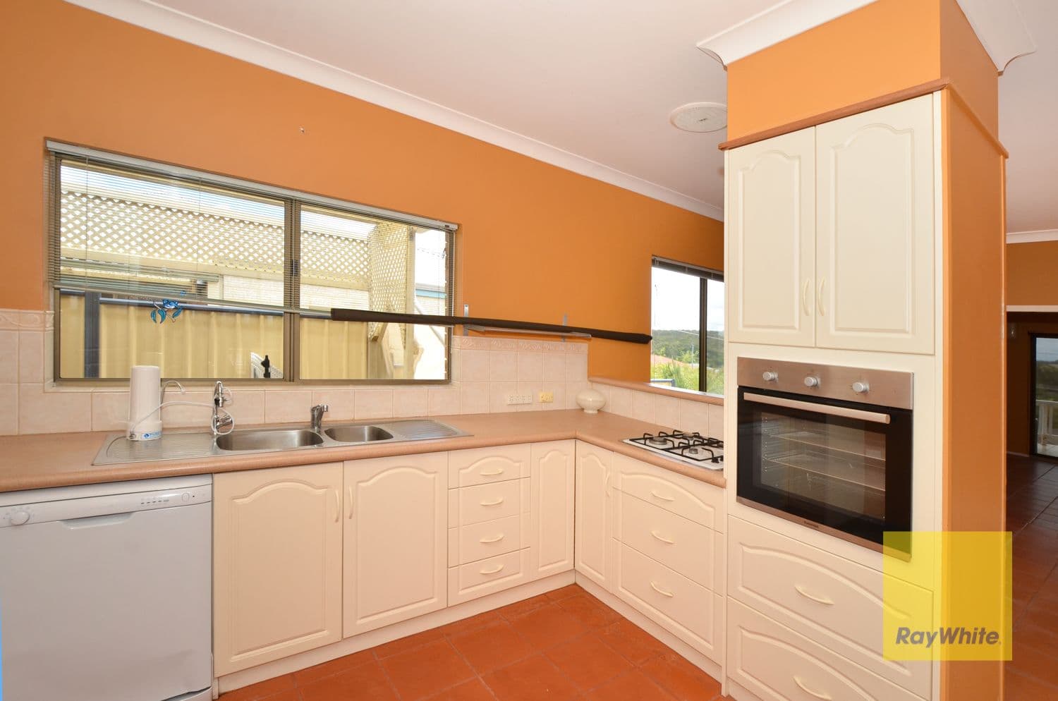 2 Tunney Way, Spencer Park WA 6330, Spencer Park - Thumbnail 5