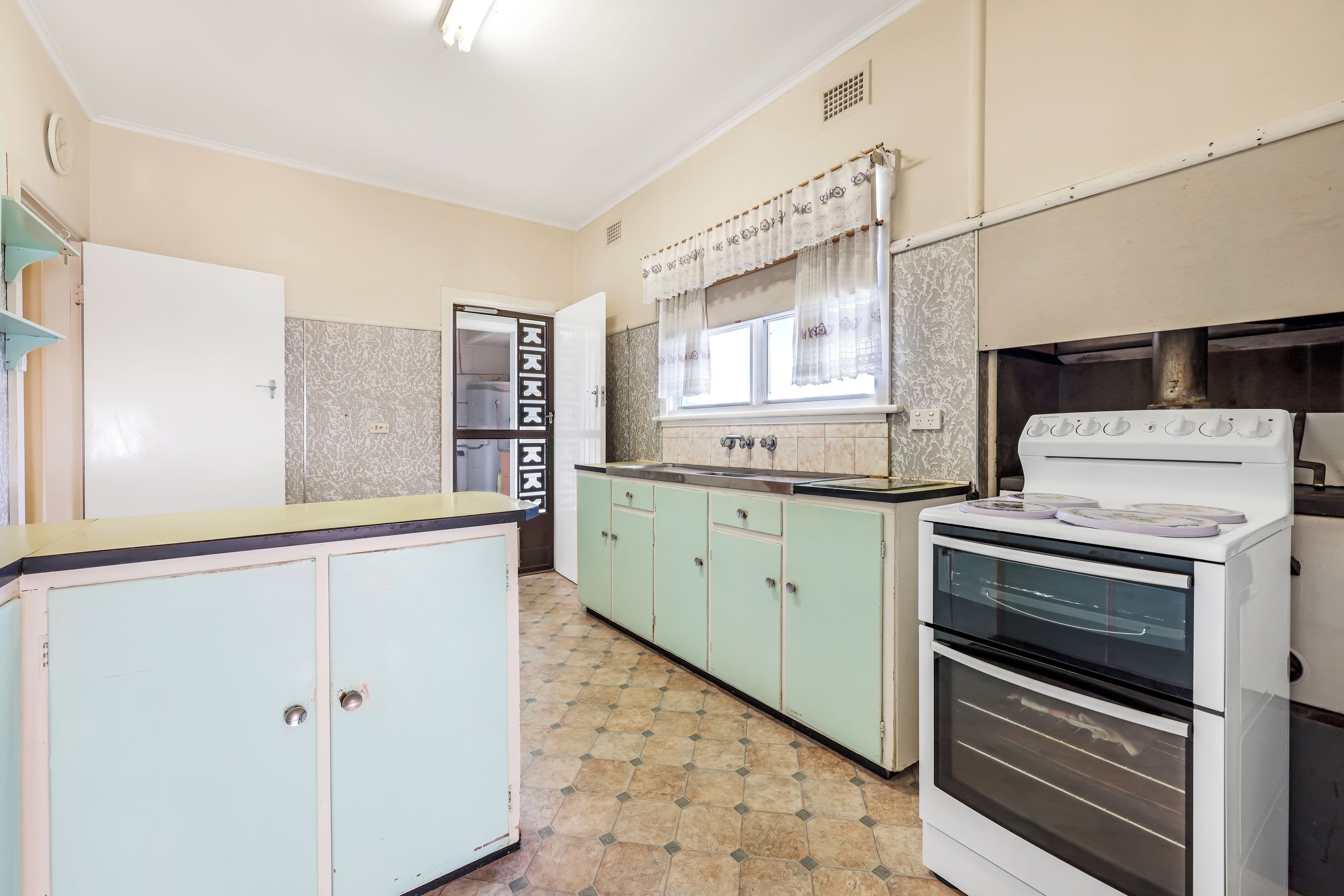 18 Cypress Street, Tamworth NSW 2340, Tamworth - Thumbnail 4
