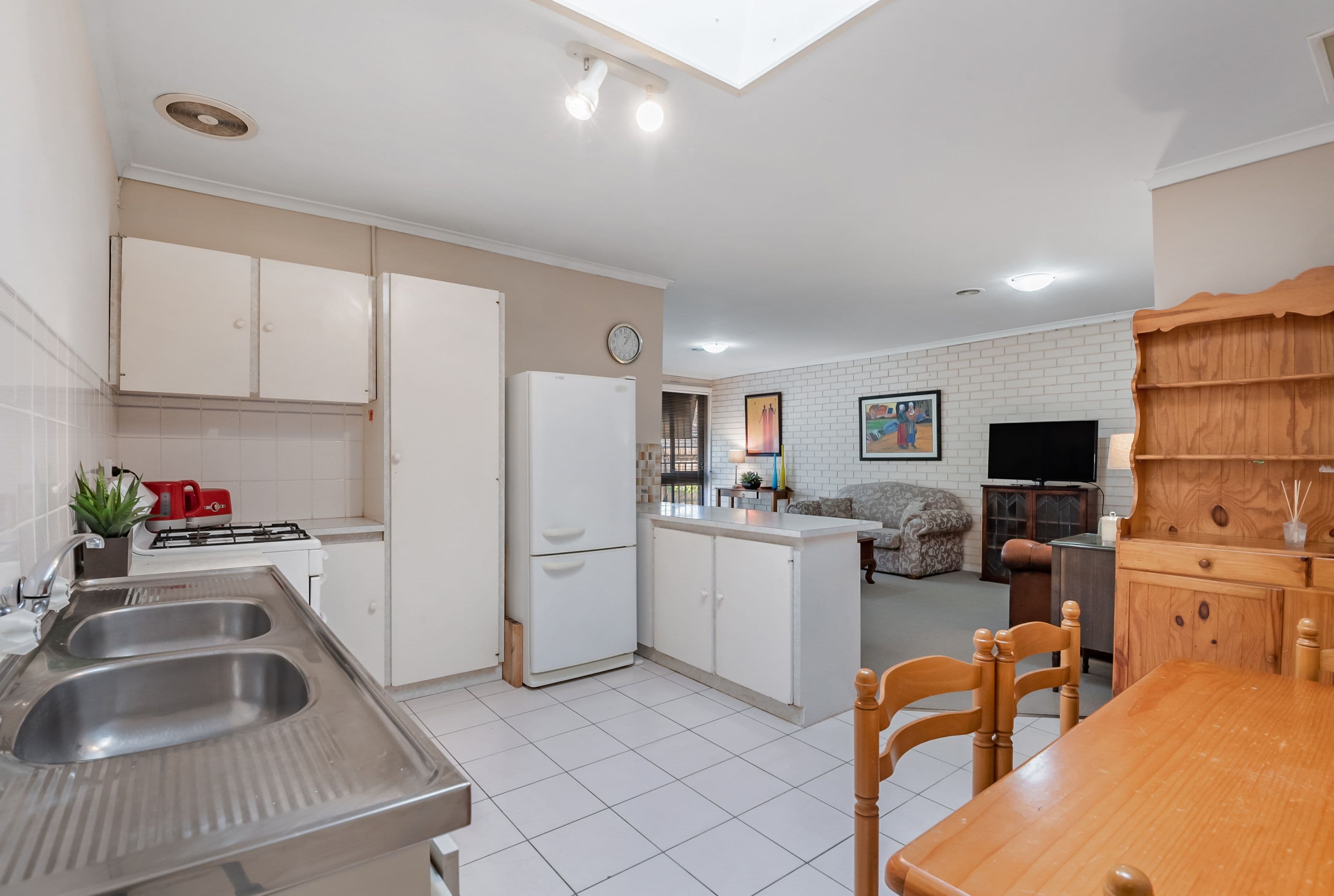 19 McComas Street, Reservoir VIC 3073, Reservoir - Thumbnail 3
