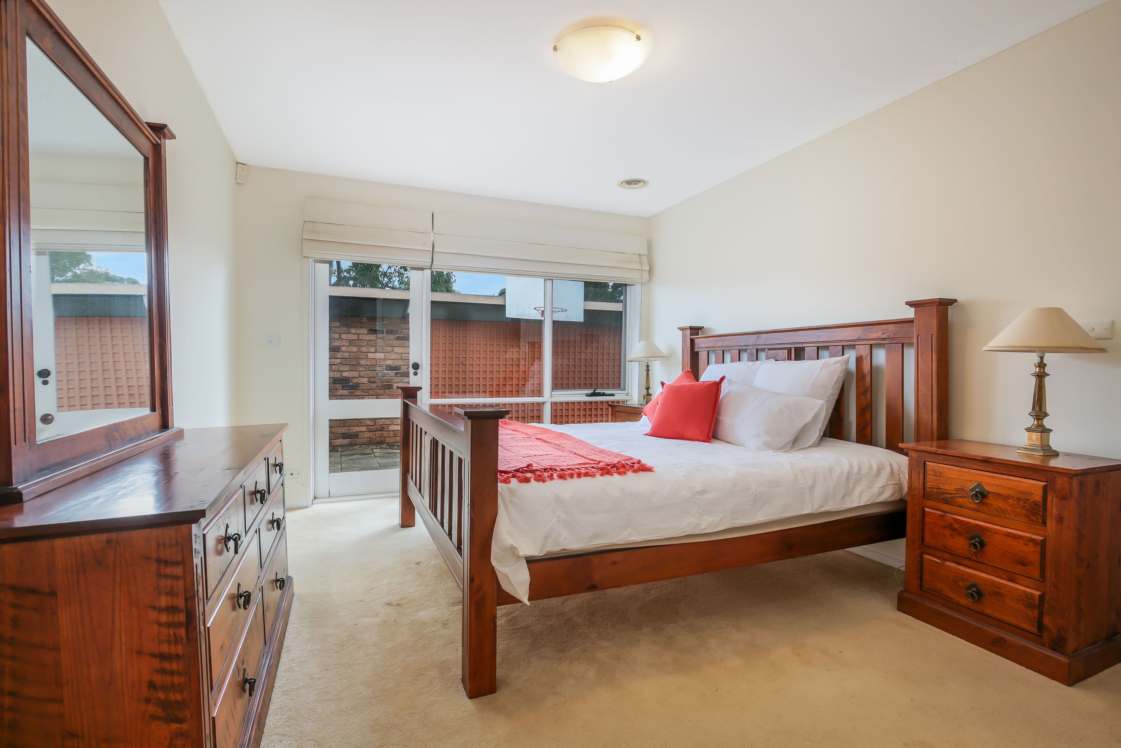 1 Jennifer Place, Baulkham Hills - Thumbnail 5