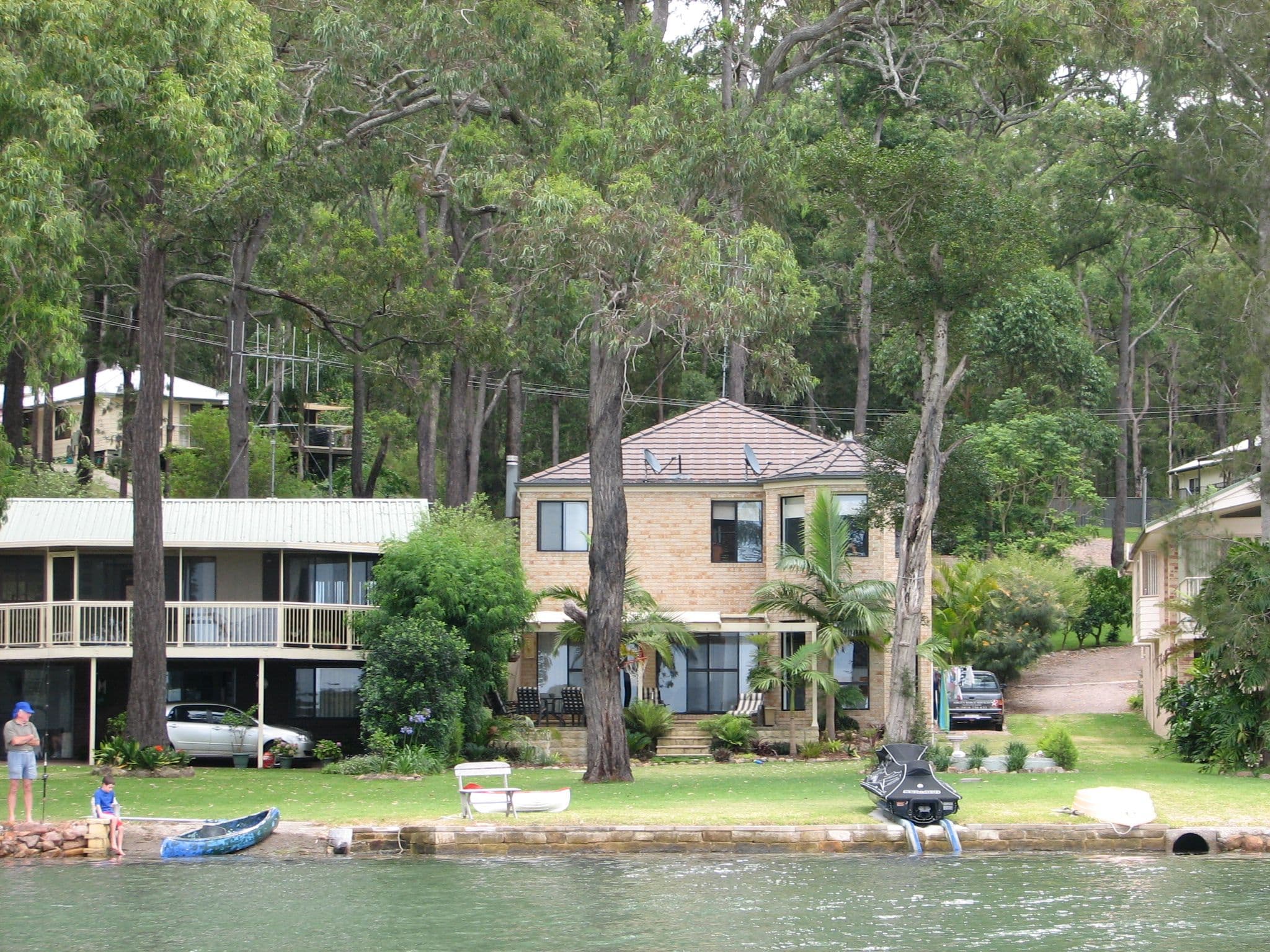 72 Cove Boulevard, North Arm Cove - Thumbnail 2