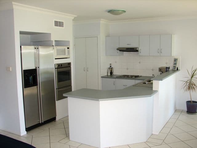 72 Cove Boulevard, North Arm Cove - Thumbnail 6