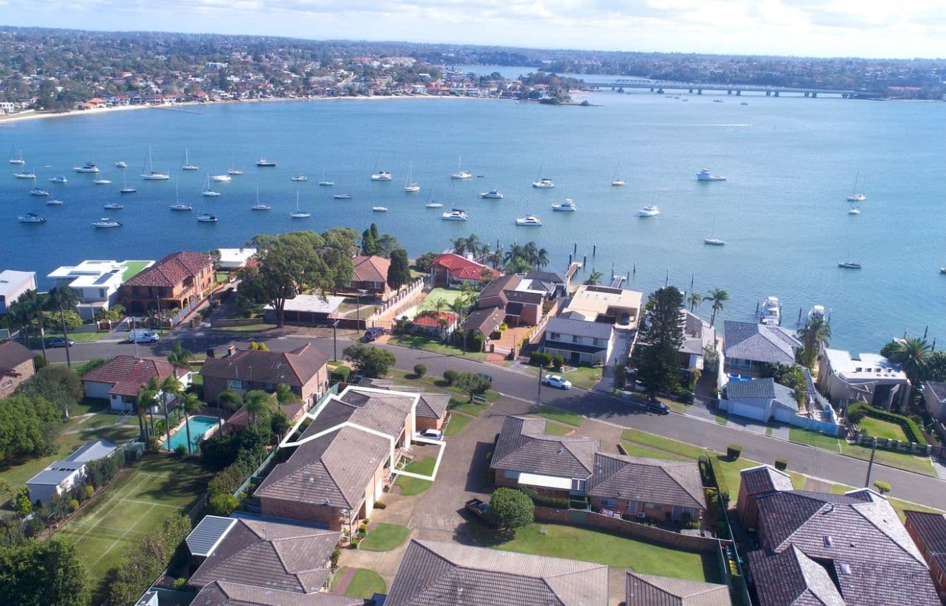 16 Holt Road, Taren Point - Image 1