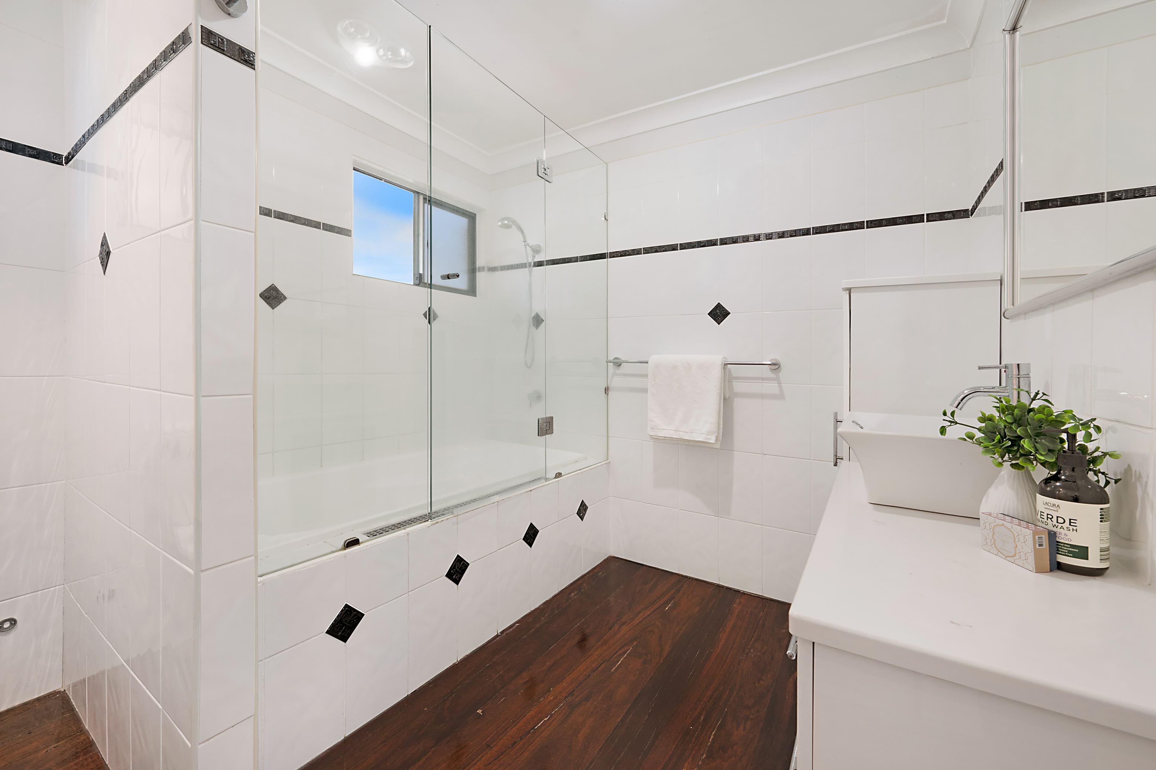 17 Thornburgh Street, Oxley QLD 4075, Oxley - Thumbnail 8