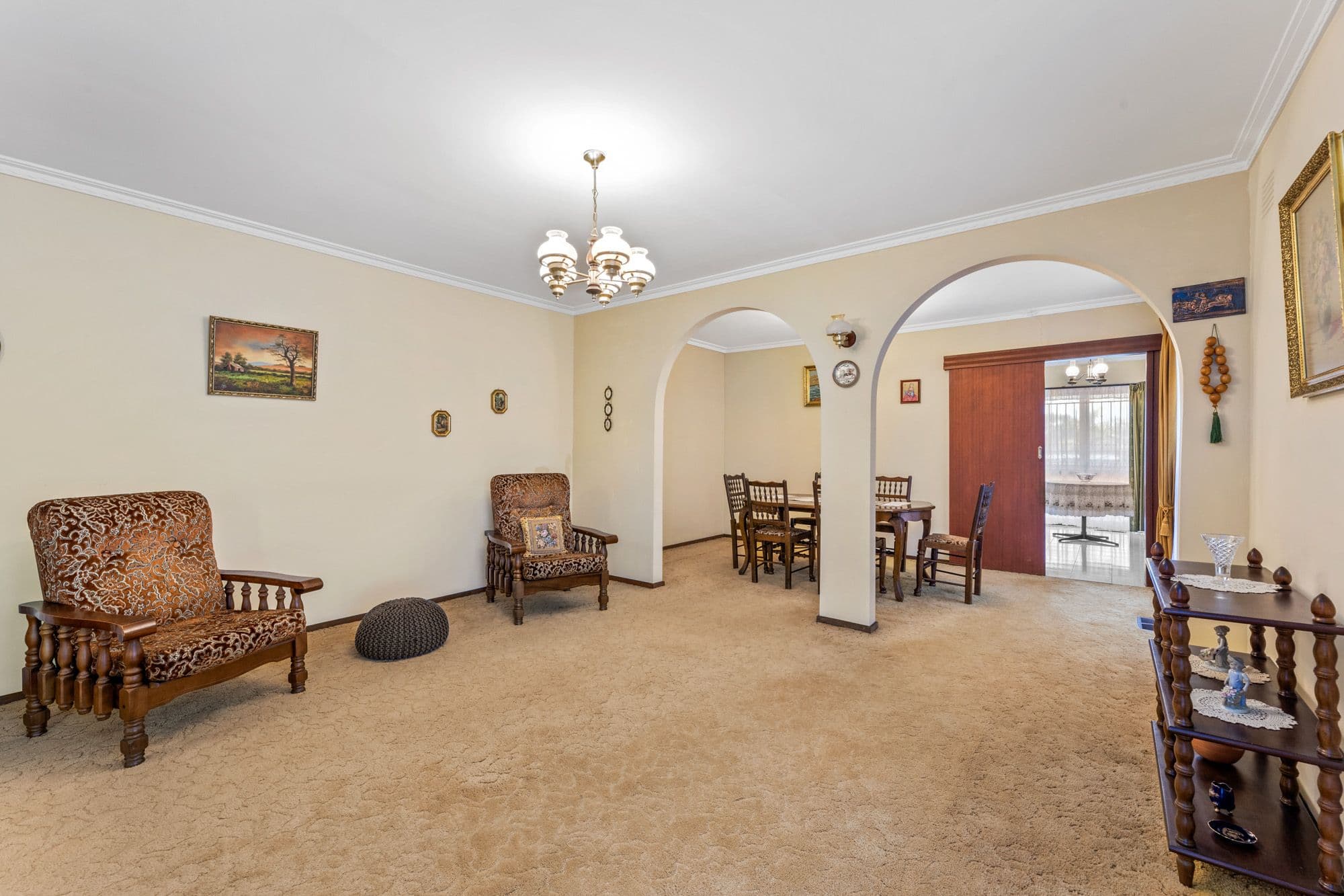 11 CLOVERDALE Close, Burwood East VIC 3151, Burwood East - Thumbnail 2