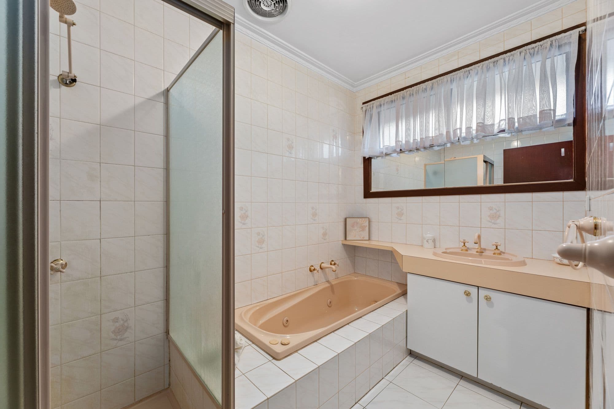 11 CLOVERDALE Close, Burwood East VIC 3151, Burwood East - Thumbnail 7
