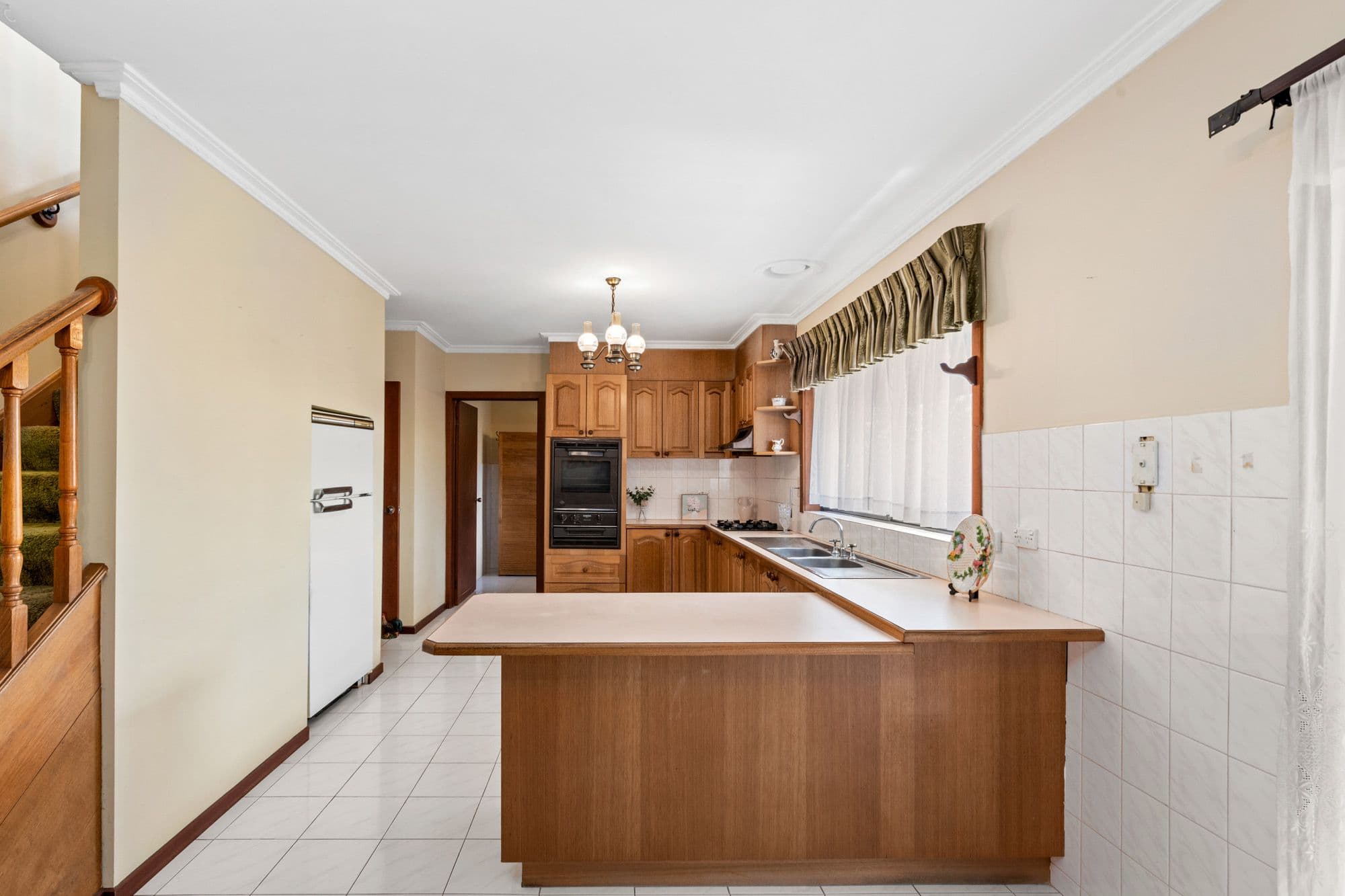 11 CLOVERDALE Close, Burwood East VIC 3151, Burwood East - Thumbnail 8