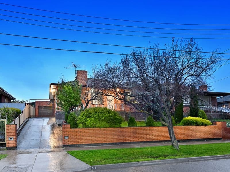 51 Lincoln Drive, Thomastown VIC 3074, Thomastown - Thumbnail 2