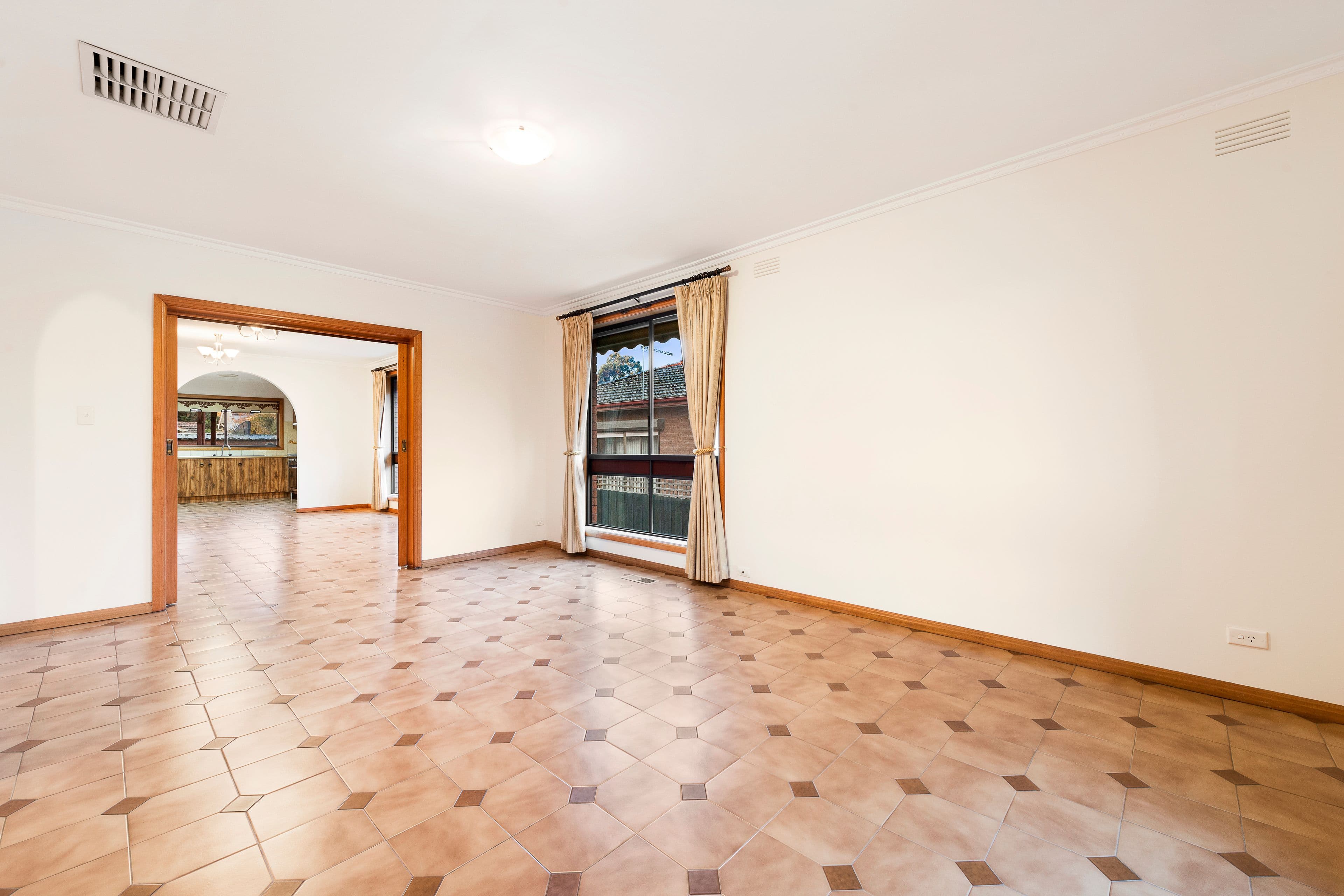 3 Hamilton Street, Kew East VIC 3102, Kew East - Thumbnail 5