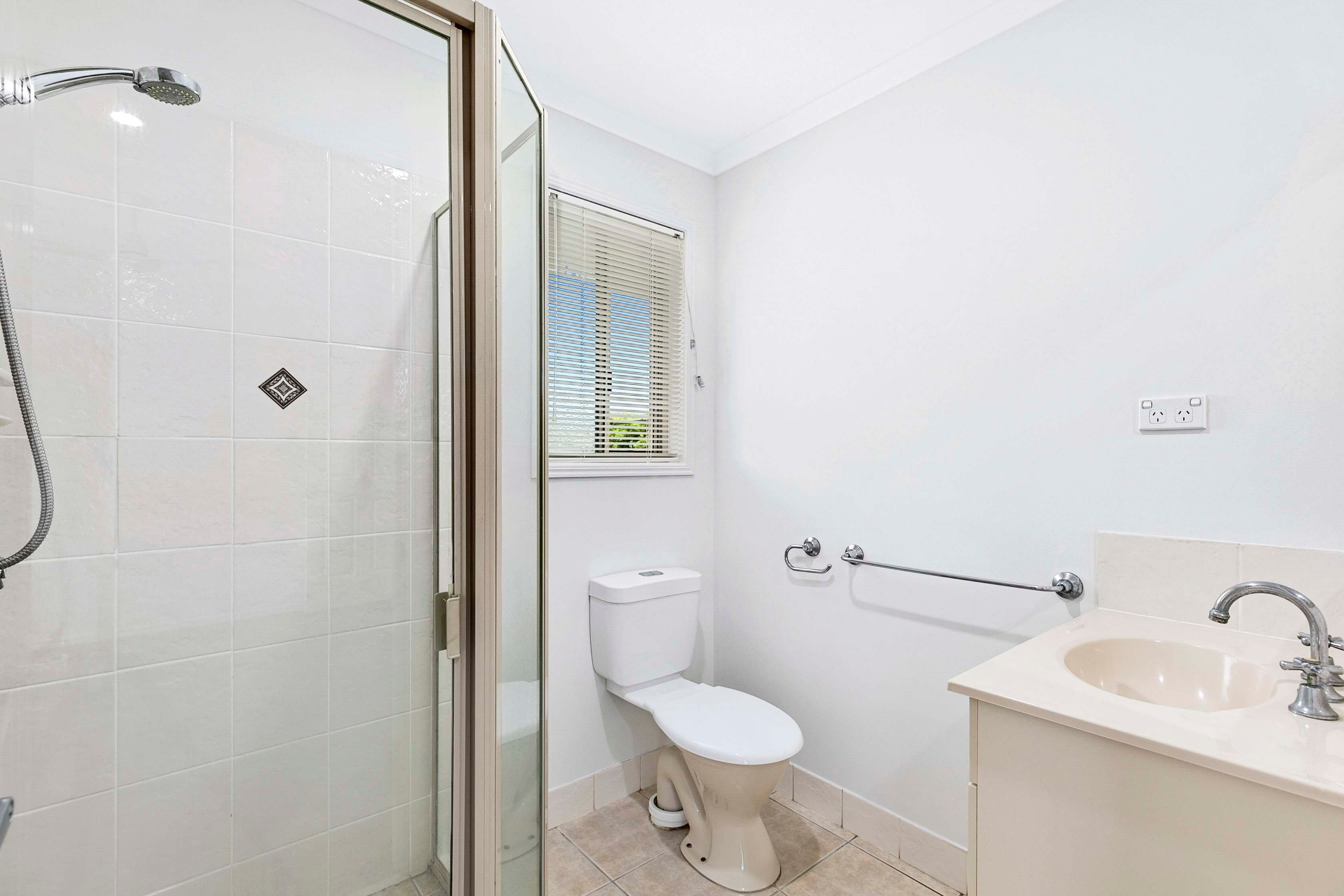 38 Endeavour Way, Eli Waters QLD 4655, Eli Waters - Thumbnail 8