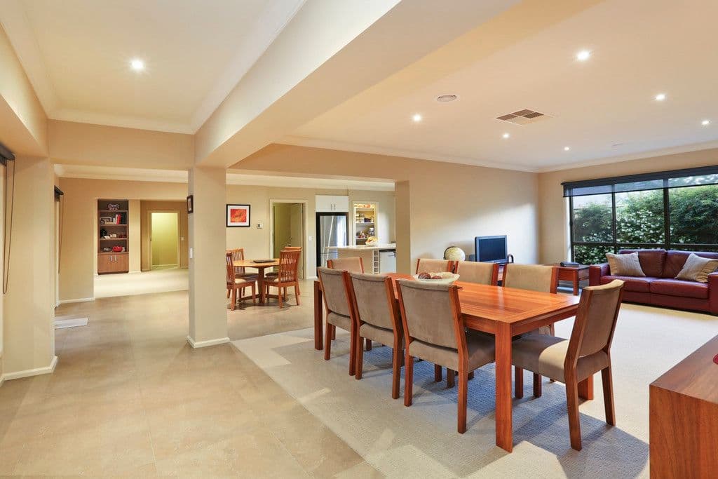 189 South Valley Road, Highton VIC 3216, Highton - Thumbnail 2