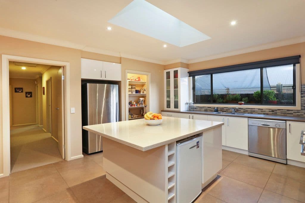 189 South Valley Road, Highton VIC 3216, Highton - Thumbnail 5
