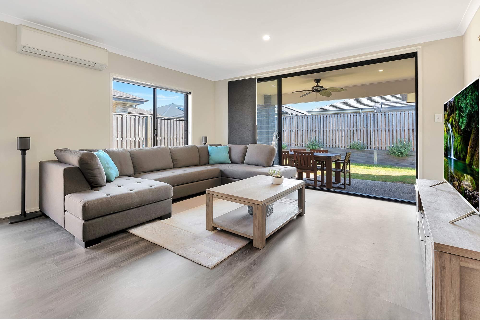 433 Gainsborough Drive, Pimpama QLD 4209, Pimpama - Thumbnail 4