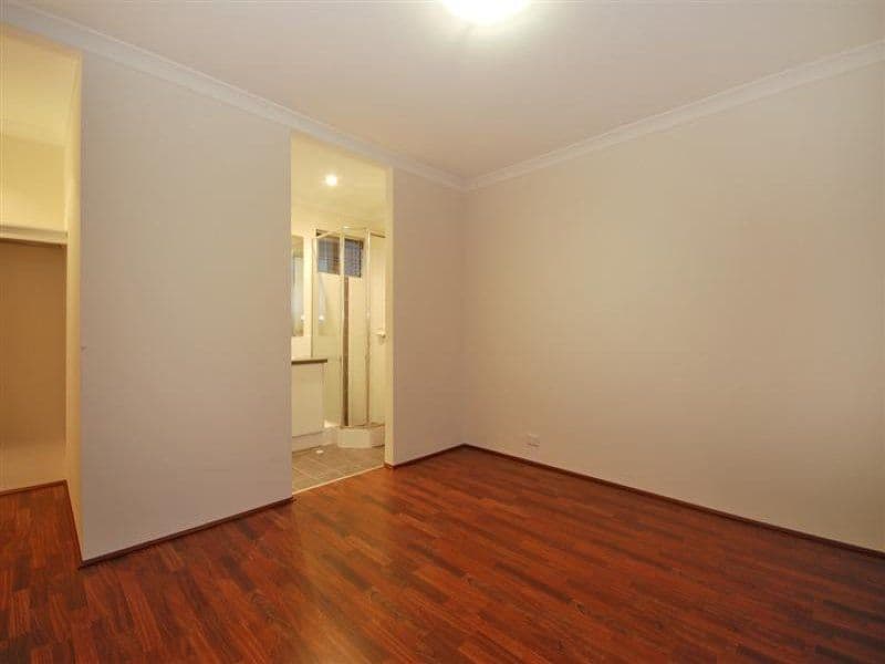 16 Kilmurray Way, BALGA WA 6061, Balga - Thumbnail 4