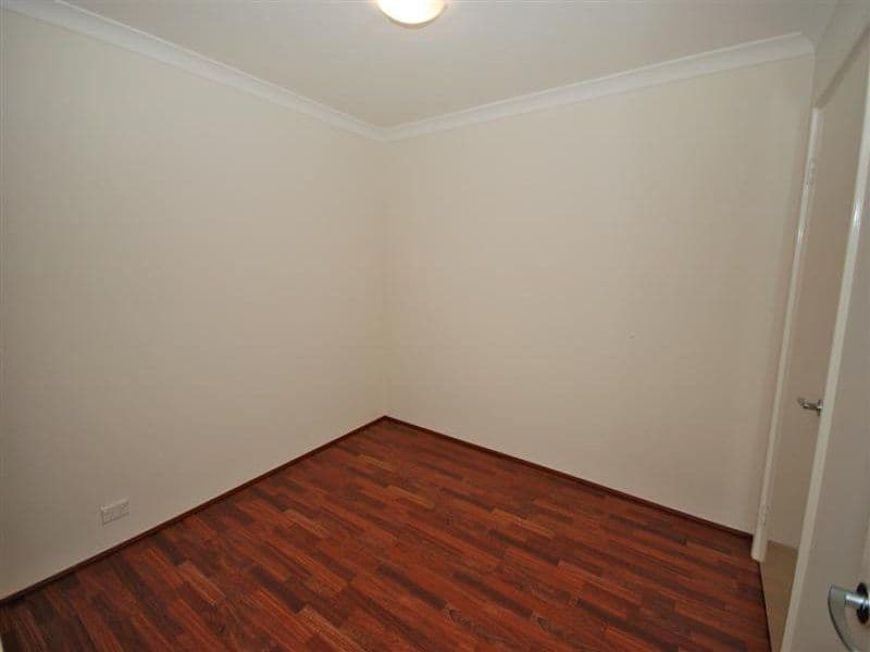 16 Kilmurray Way, BALGA WA 6061, Balga - Thumbnail 6