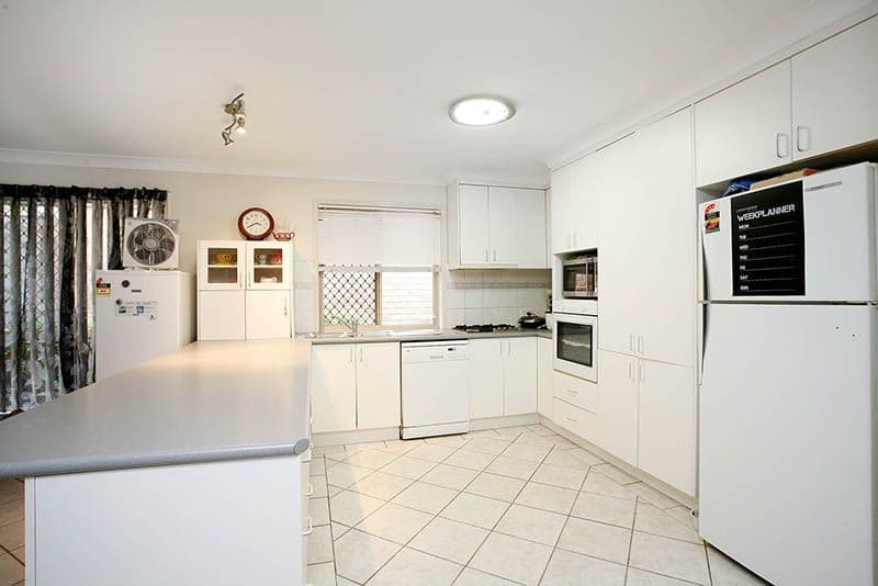 5 Illawarra Close, FOREST LAKE QLD 4078, Forest Lake - Thumbnail 3