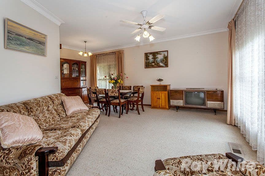 4 Santed Court, Rowville VIC 3178, Rowville - Thumbnail 3