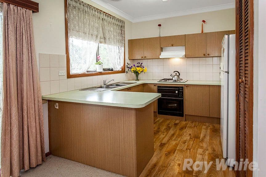 4 Santed Court, Rowville VIC 3178, Rowville - Thumbnail 4