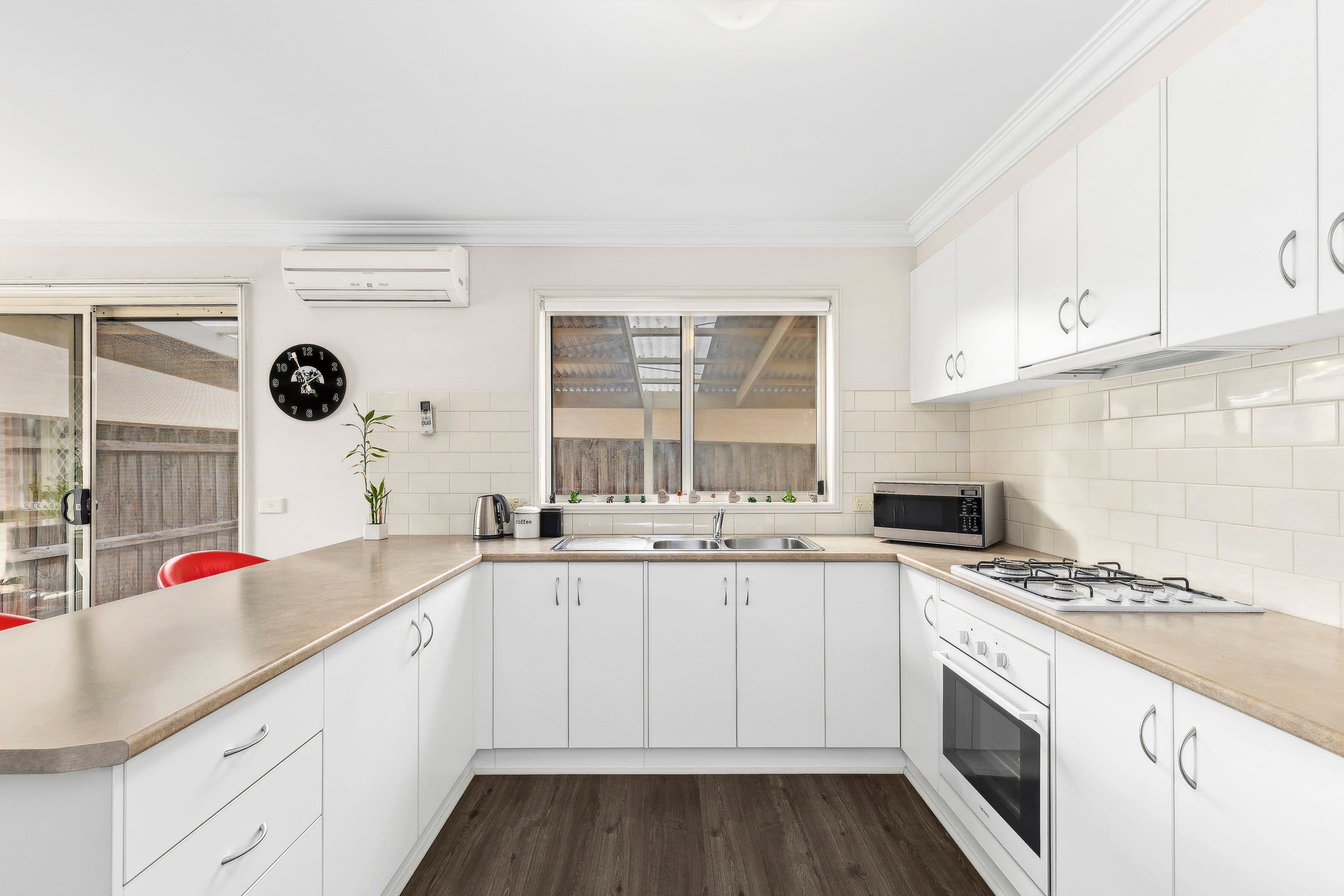 39 Haugh Street, LOVELY BANKS VIC 3213, Lovely Banks - Thumbnail 4