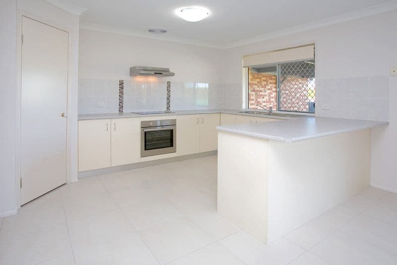 2 Derwent Place, SPRINGFIELD QLD 4300, Springfield - Thumbnail 2