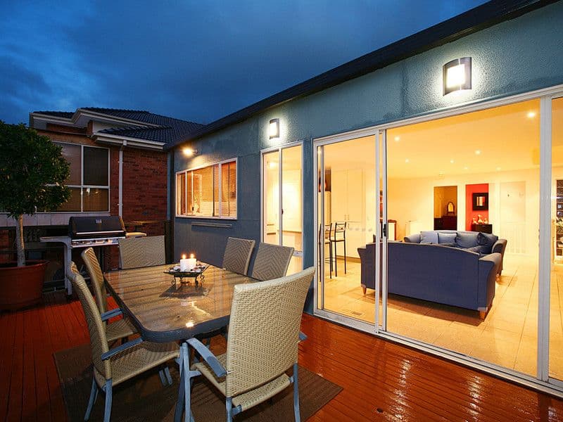 28 Telford Drive, BERWICK VIC 3806, Berwick - Thumbnail 2