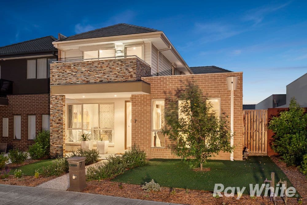 7 Reflection Walk, Epping VIC 3076, Epping - Image 1