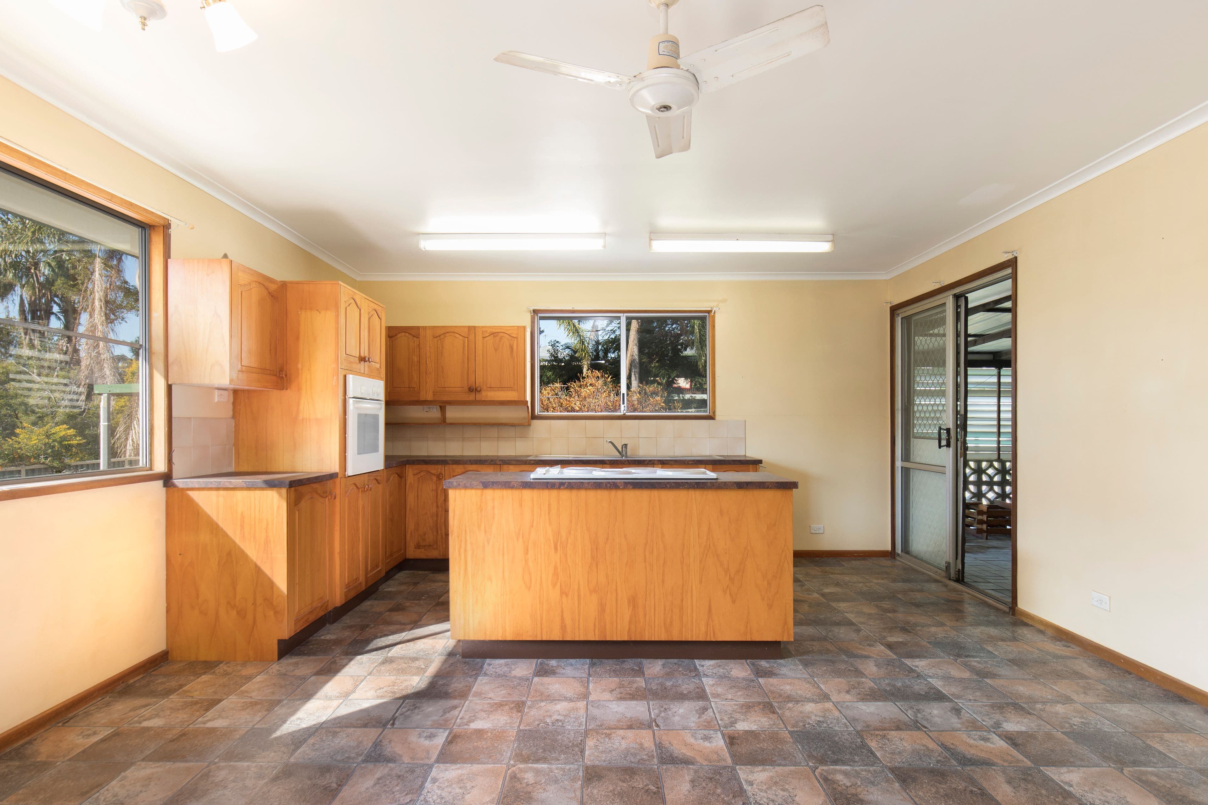 20 Windemere Avenue, Morningside QLD 4170, Morningside - Thumbnail 4
