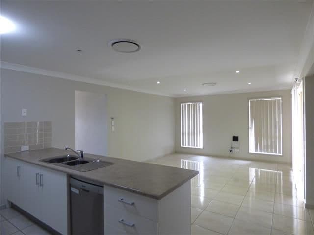 102 Taylor Street, Roma QLD 4455, Roma - Thumbnail 5